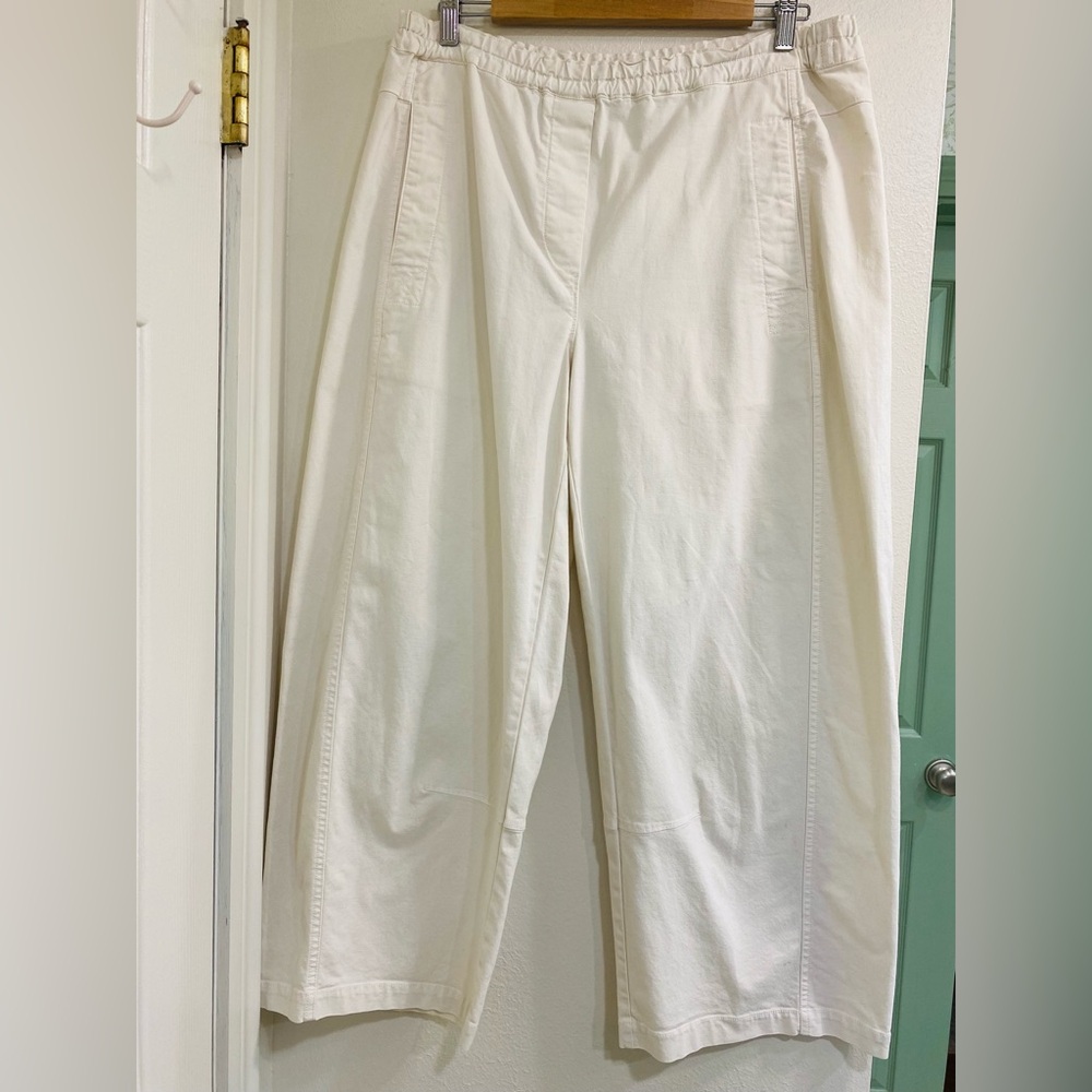 Banana Republic Cream Wide-Leg Pants - Picture 4 of 7